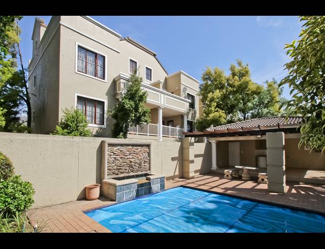 2 BEDROOM APARTMENT FOR SALE IN SAXONWOLD